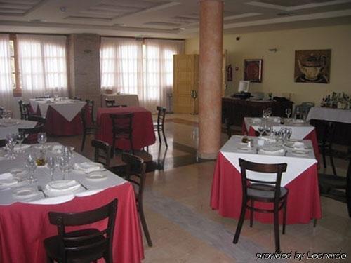 Monasterio De Santa Eulalia Hotel Totana Restoran gambar