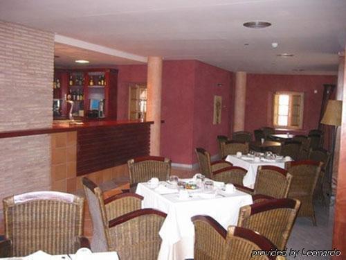 Monasterio De Santa Eulalia Hotel Totana Restoran gambar